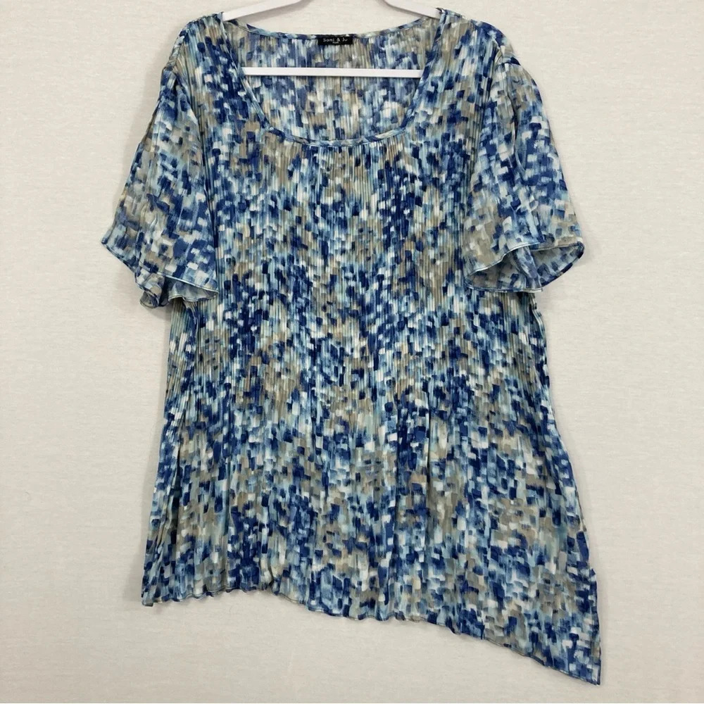 Sami & Jo Blue Geometric Print Square Neck Asymmetric Hem Side Slit Top 2X